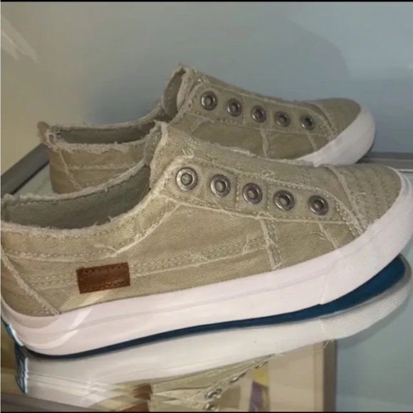 Sold - Picture 5 of 6